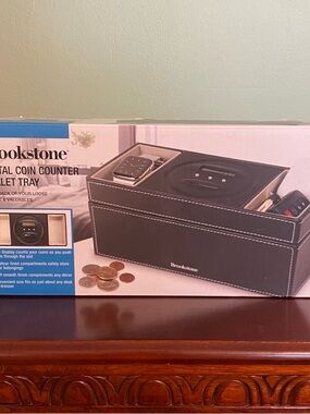 🍀NWT Brookstone Black Leatherette Organizer Tray with Coin Slot